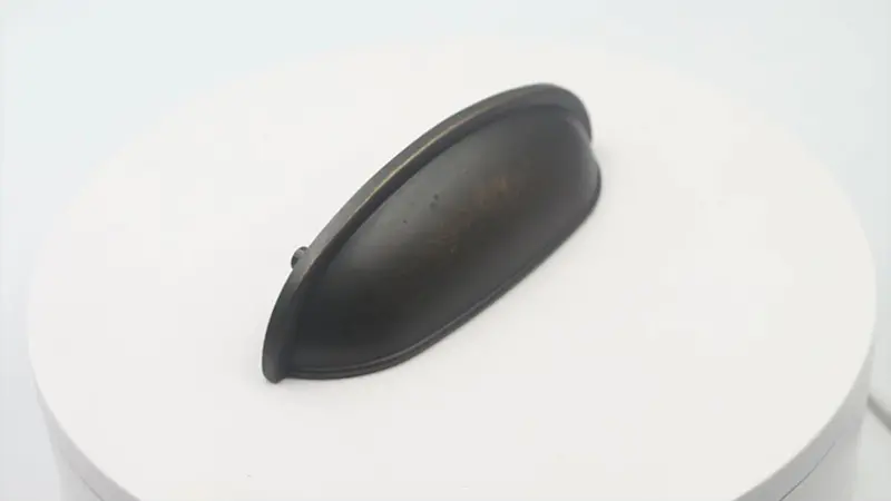 Ear shaped cabinet handle for kicthen furniture hardware zinc alloy A6544 video